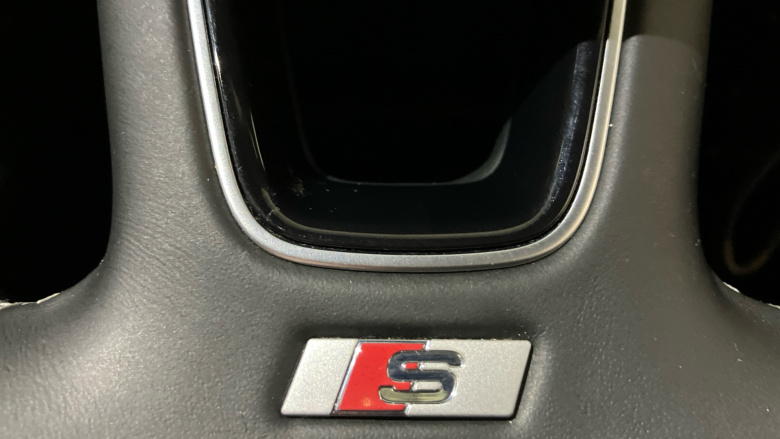 Audi Q2 35 TFSI S Line 5dr S Tronic Petrol Estate